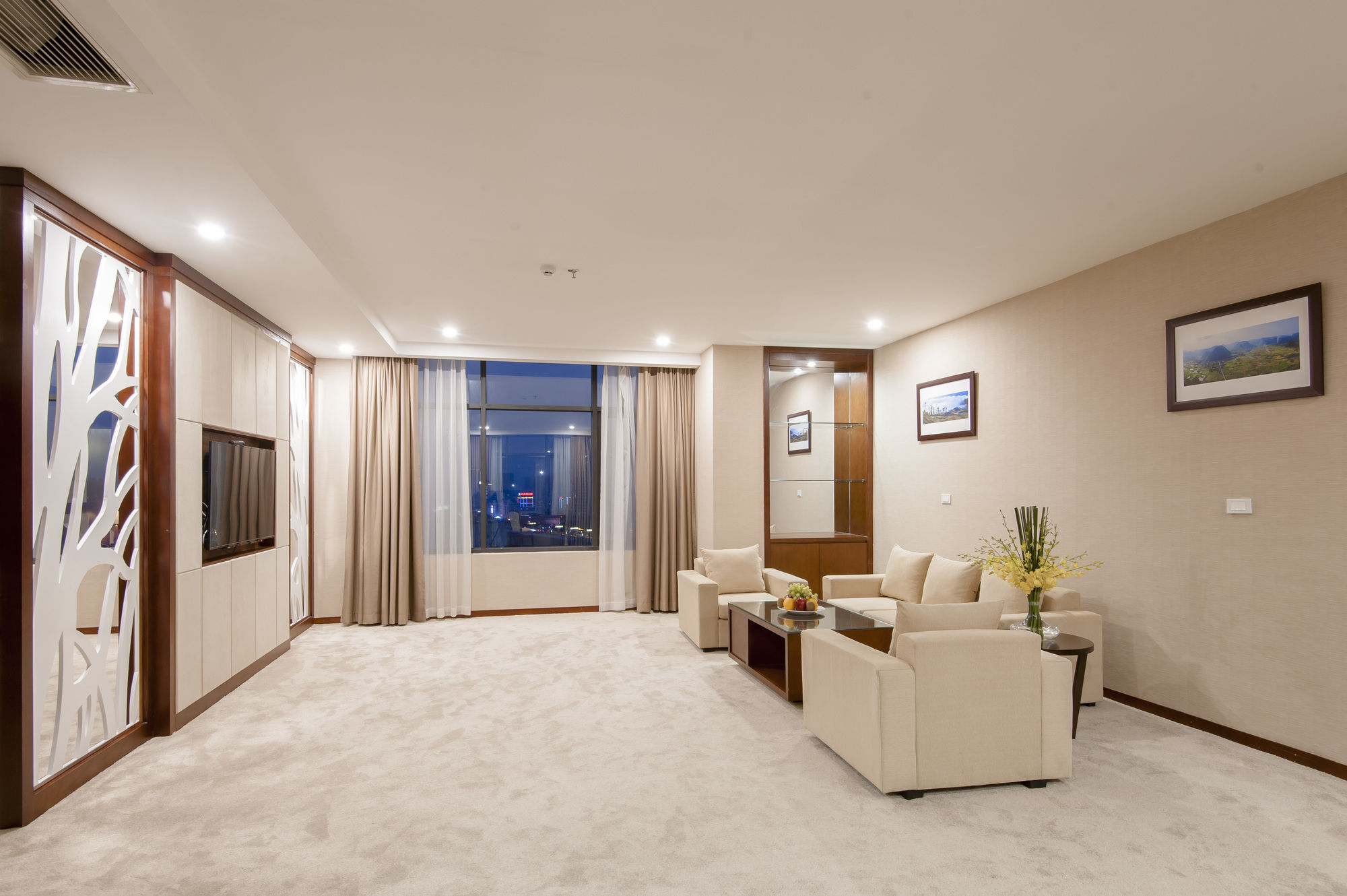 Muong Thanh Grand Lao Cai Hotel Dış mekan fotoğraf